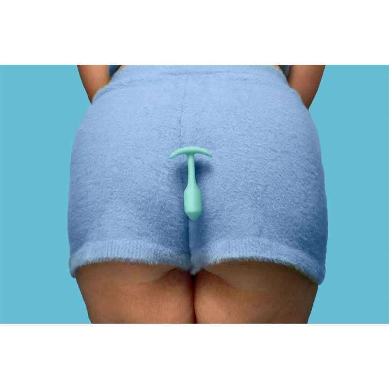 Анальна пробка із зміщеним центром ваги B-vibe Snug Plug 1 бірюзова Анальна пробка із зміщеним центром ваги B-vibe Snug Plug 1 бірюзова