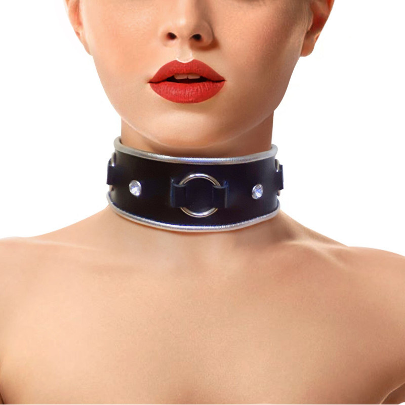 Нашийник з натуральної шкіри зі стразами та кільцем Art of Sex Collar Ring