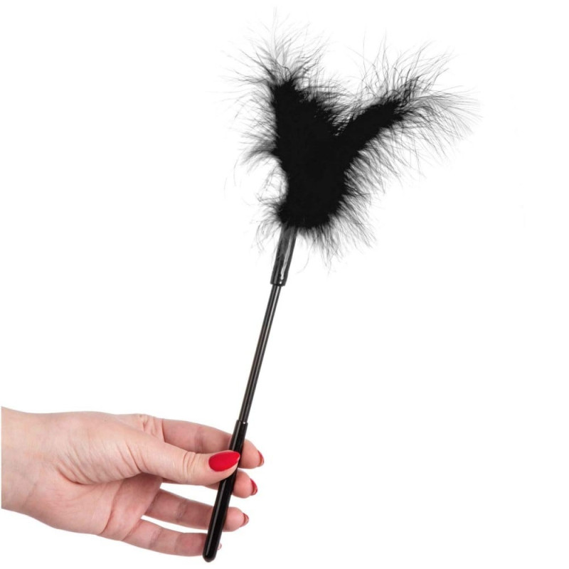 Тиклер из черных перьев DS Fetish на длинной ручке 40см