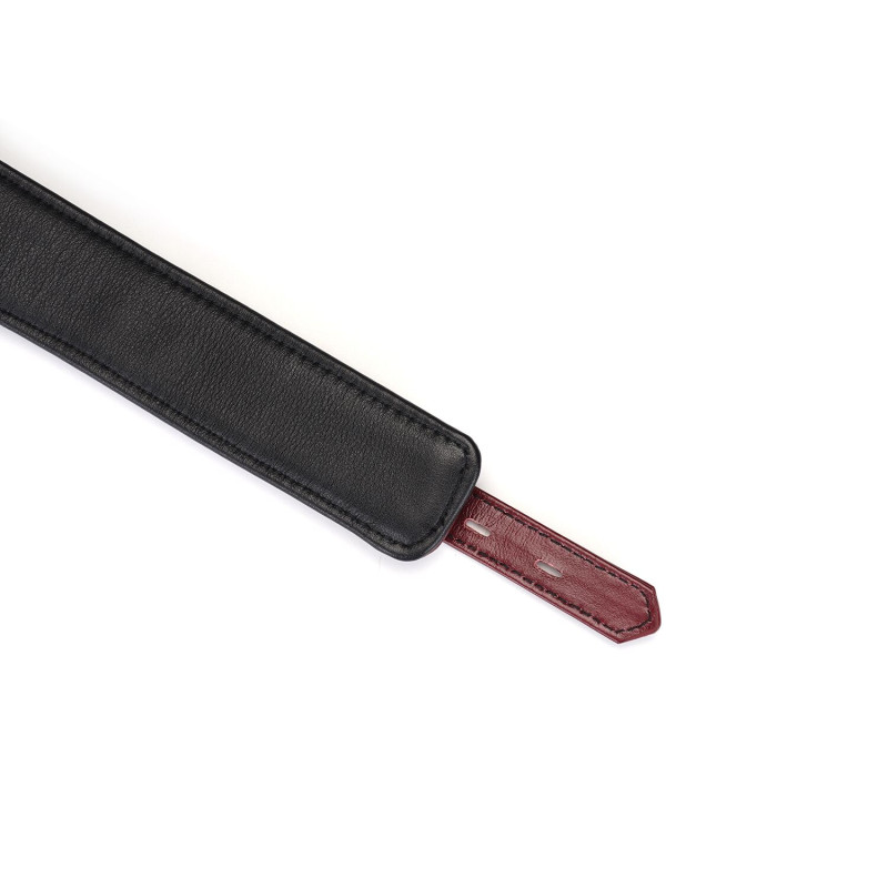 Кожаный ошейник с поводком Liebe Seele Wine Red Curved Collar, замок-сердечко Кожаный ошейник с поводком Liebe Seele Wine Red Curved Collar, замок-сердечко