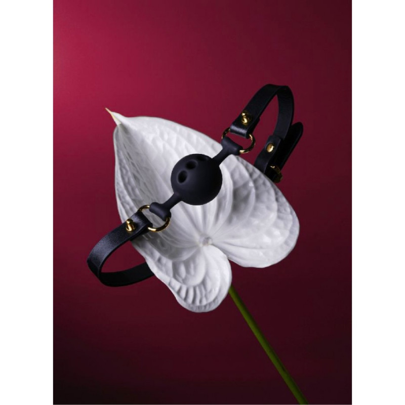 Кляп из силикона и итальянской кожи UPKO Breathable Small Ball Gag Кляп из силикона и итальянской кожи UPKO Breathable Small Ball Gag