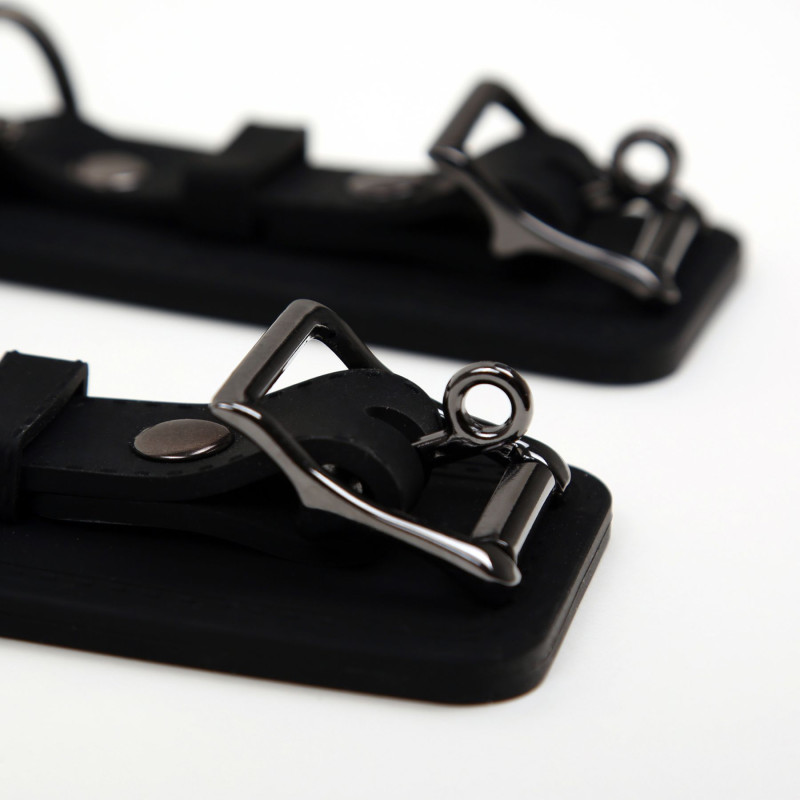 Наручники из силикона Pornhub Silicone Wrist Buckles Наручники из силикона Pornhub Silicone Wrist Buckles