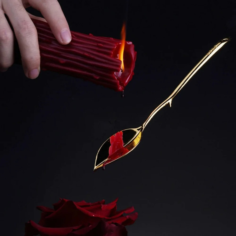 Низкотемпературная восковая свеча UPKO «Пылающий шип»