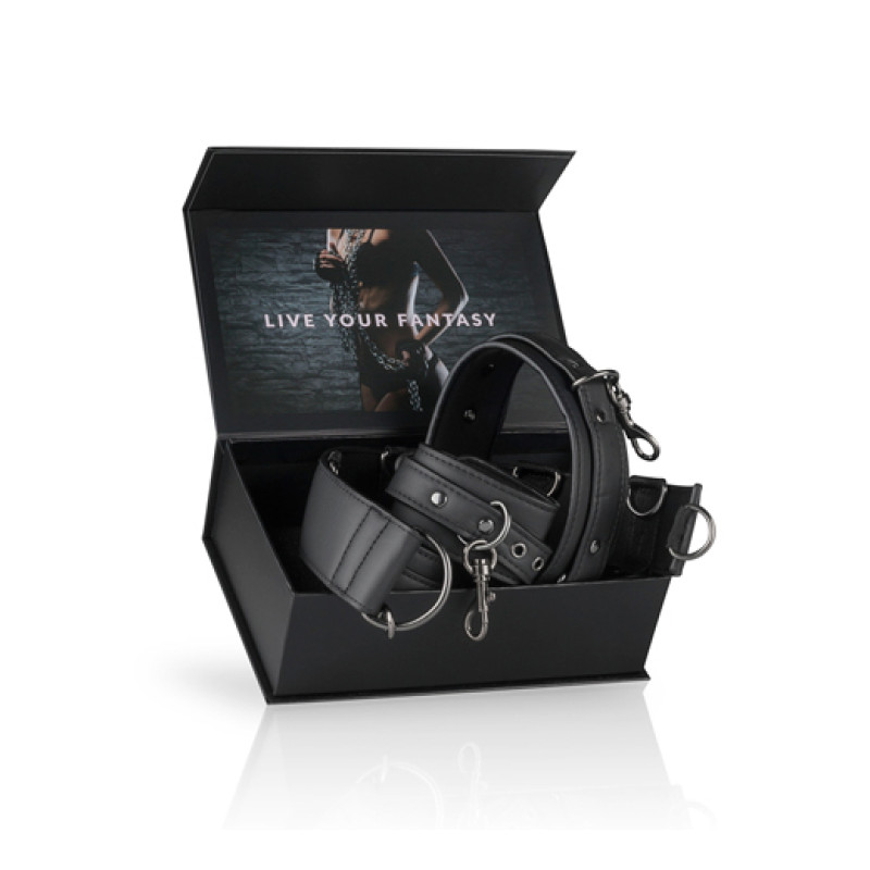 Набір для фіксації шиї та зап'ястя EasyToys, штучна шкіра, чорний Набір для фіксації шиї та зап'ястя EasyToys, штучна шкіра, чорний