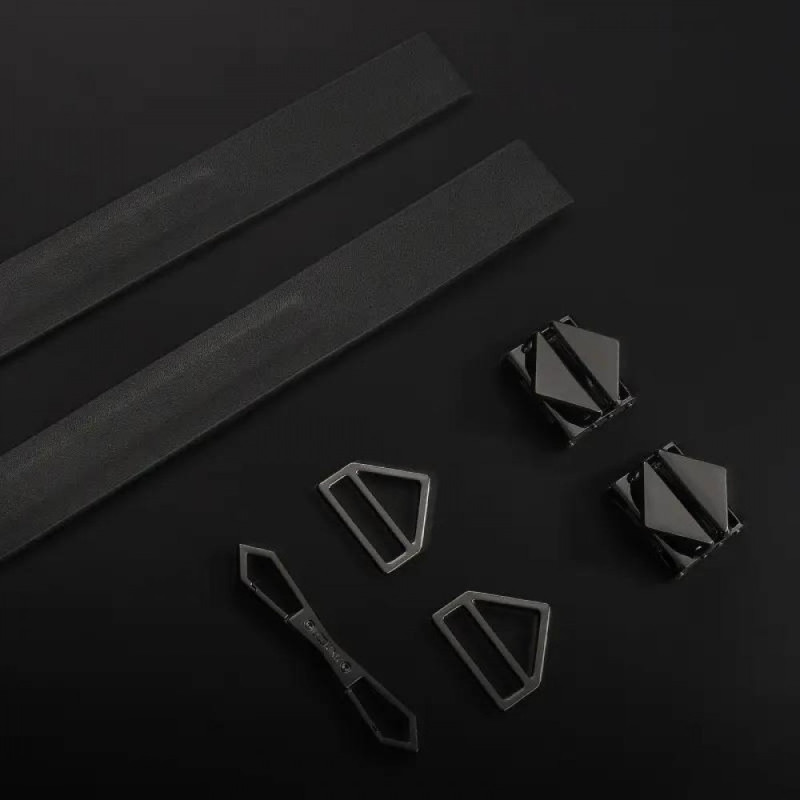 Наручники с фиксаторами и карабинами. Lockink кожа, черные. Наручники с фиксаторами и карабинами. Lockink кожа, черные.