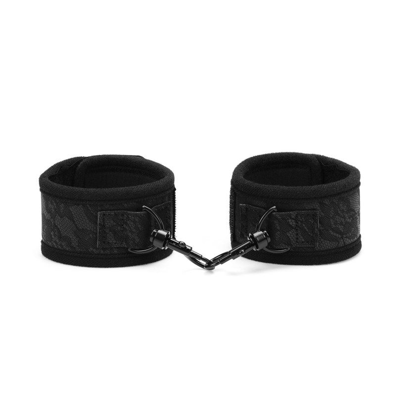 Набор Liebe Seele Black Lace and Neoprene 11pcs Bondage Kit, анальная пробка с кристаллом, вибропуля Набор Liebe Seele Black Lace and Neoprene 11pcs Bondage Kit, анальная пробка с кристаллом, вибропуля