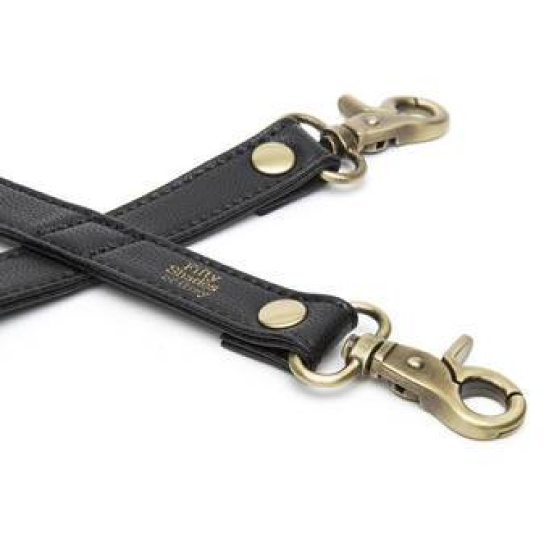 Хрестоподібний фіксатор Fifty Shades of Grey Bound to You Faux Leather Hogtie Хрестоподібний фіксатор Fifty Shades of Grey Bound to You Faux Leather Hogtie