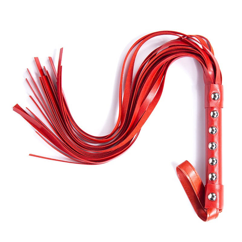 Флогер с шипами DS Fetish Studded flogger red, 55 см Флогер с шипами DS Fetish Studded flogger red, 55 см
