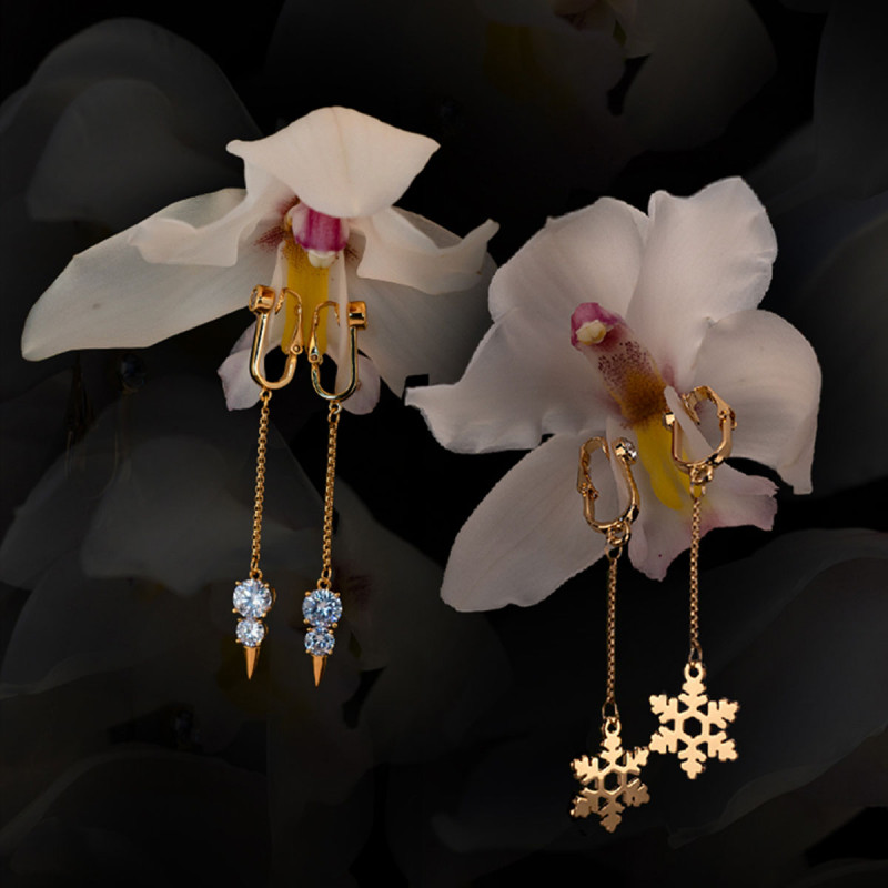 Украшения для клитора и половых губ UPKO Non-pierced Jewelry Snowman с горным хрусталем, золотистые Украшения для клитора и половых губ UPKO Non-pierced Jewelry Snowman с горным хрусталем, золотистые