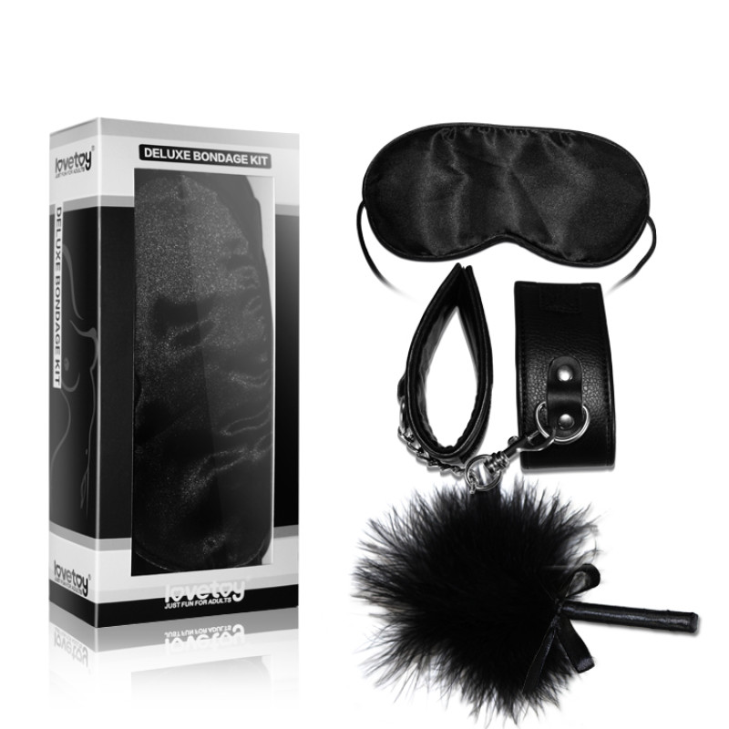 Набір БДСМ LoveToy Deluxe Bondage Kit (маска, наручники, пір'їнка) Набір БДСМ LoveToy Deluxe Bondage Kit (маска, наручники, пір'їнка)