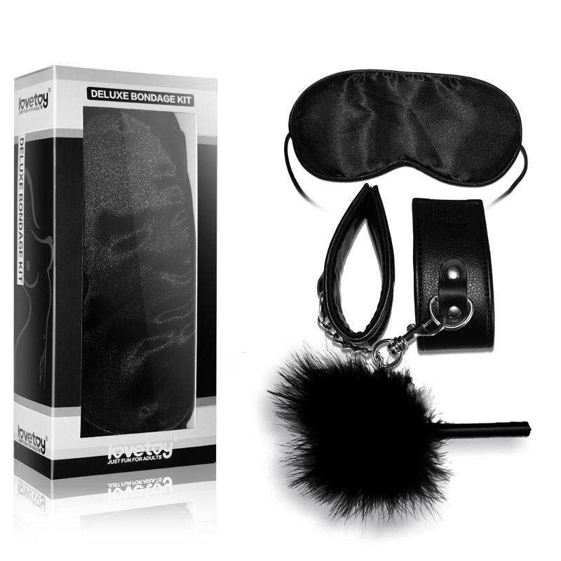 Набір БДСМ LoveToy Deluxe Bondage Kit (маска, наручники, пір'їнка) Набір БДСМ LoveToy Deluxe Bondage Kit (маска, наручники, пір'їнка)