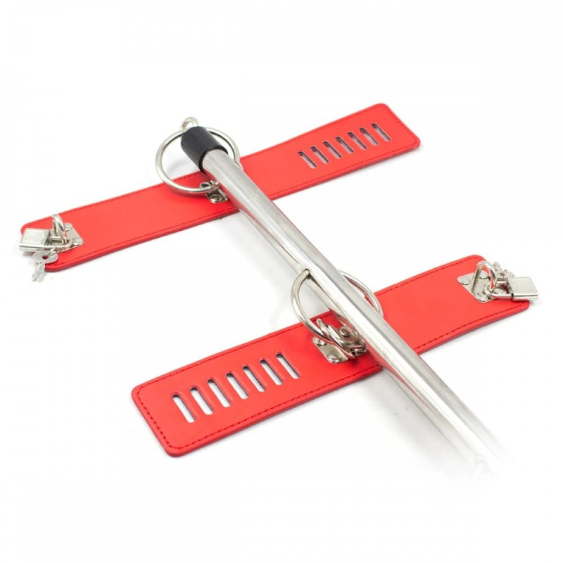 Распорка с наручниками и поножами DS Fetish, металл, Красная Распорка с наручниками и поножами DS Fetish, металл, Красная