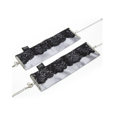 Наручники з атласної тканини Fifty Shades of Grey Play Nice з мереживом