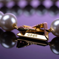 Поножья с позолотой UPKO Moist Eyes жемчужные