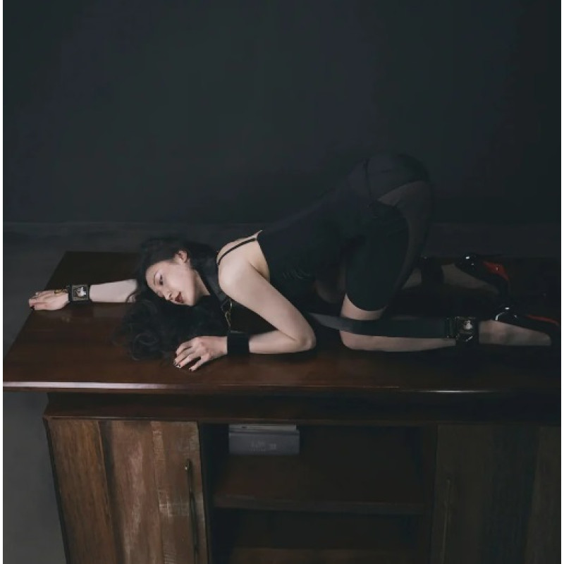 Система фіксації UPKO Bondage Gear-Sling With Cuffs Система фіксації UPKO Bondage Gear-Sling With Cuffs