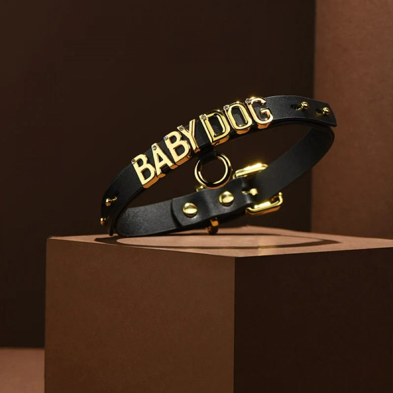 Чокер UPKO з написом BABY з італійської шкіри, чорний із золотою фурнітурою Чокер UPKO з написом BABY з італійської шкіри, чорний із золотою фурнітурою