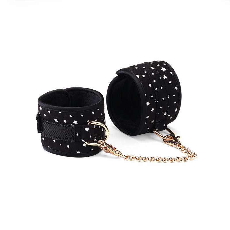 Набор Liebe Seele Stary Nights 7pcs Bondage Kit, фиксаторы, ошейник с поводком, кляп, флоггер, маска Набор Liebe Seele Stary Nights 7pcs Bondage Kit, фиксаторы, ошейник с поводком, кляп, флоггер, маска