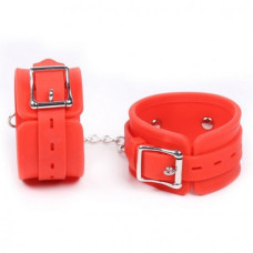 Силиконовые наручники DS Fetish Silicone hand cuff red