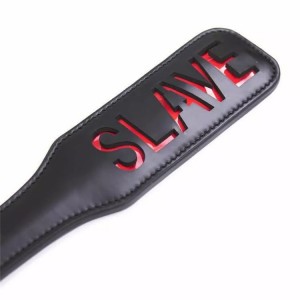 Шльопалка овальна з вирізом SLAVE PADDLE, чорна, 31,5 см