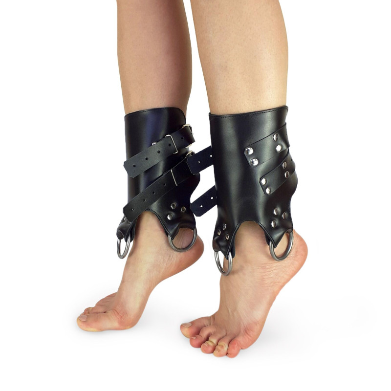 Поножи манжеты для подвеса за ноги Art of Sex Leg Cuffs For Suspension из натуральной кожи Черные Поножи манжеты для подвеса за ноги Art of Sex Leg Cuffs For Suspension из натуральной кожи Черные