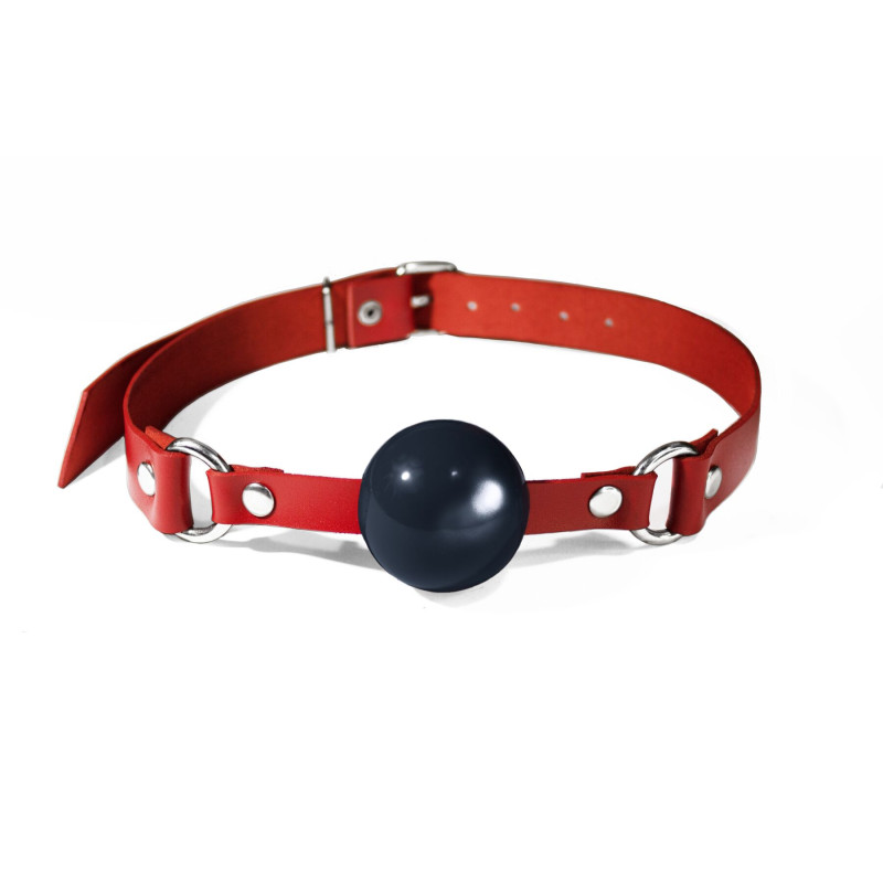 Кляп силиконовый Feral Feelings Silicon Ball Gag Red/Black, красный ремень, черный шарик Кляп силиконовый Feral Feelings Silicon Ball Gag Red/Black, красный ремень, черный шарик