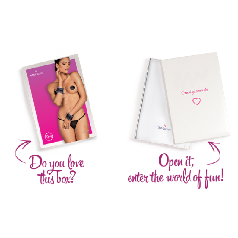 Широкі наручники з блискітками та ланцюгом Obsessive A747 cuffs, чорно-срібні Широкі наручники з блискітками та ланцюгом Obsessive A747 cuffs, чорно-срібні