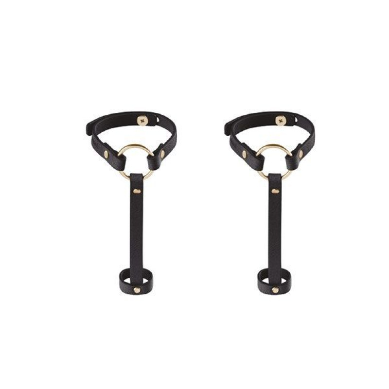 Пара браслетов на запястье и палец Bijoux Indiscrets MAZE Hand Bracelet Harness Черные