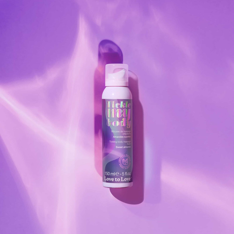 Массажная пена Love To Love Tickle my body Sweet almonds (150 мл), увлажняющая Массажная пена Love To Love Tickle my body Sweet almonds (150 мл), увлажняющая