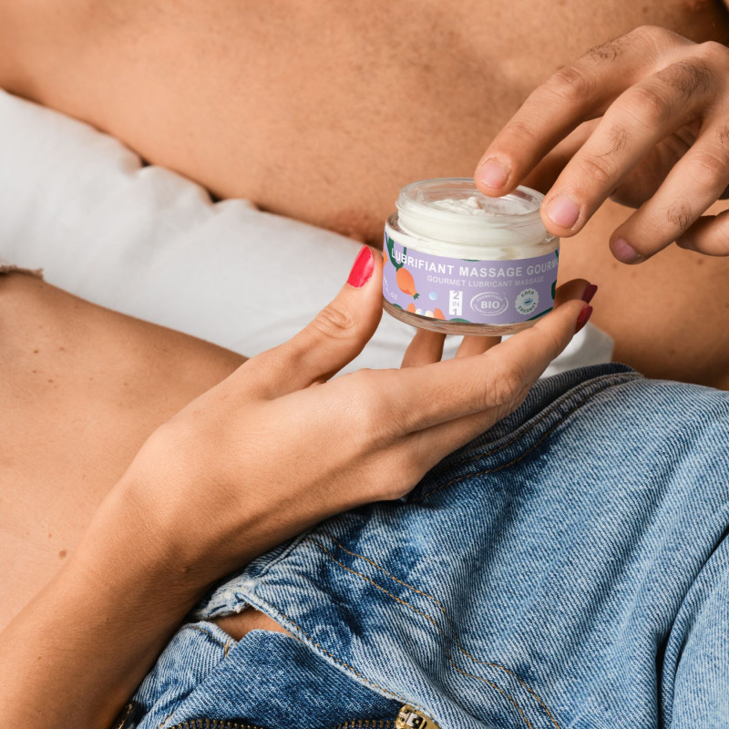 Массажное масло-лубрикант с ароматом и вкусом кокоса Goliate Couple Gourmand Coco 50 мл