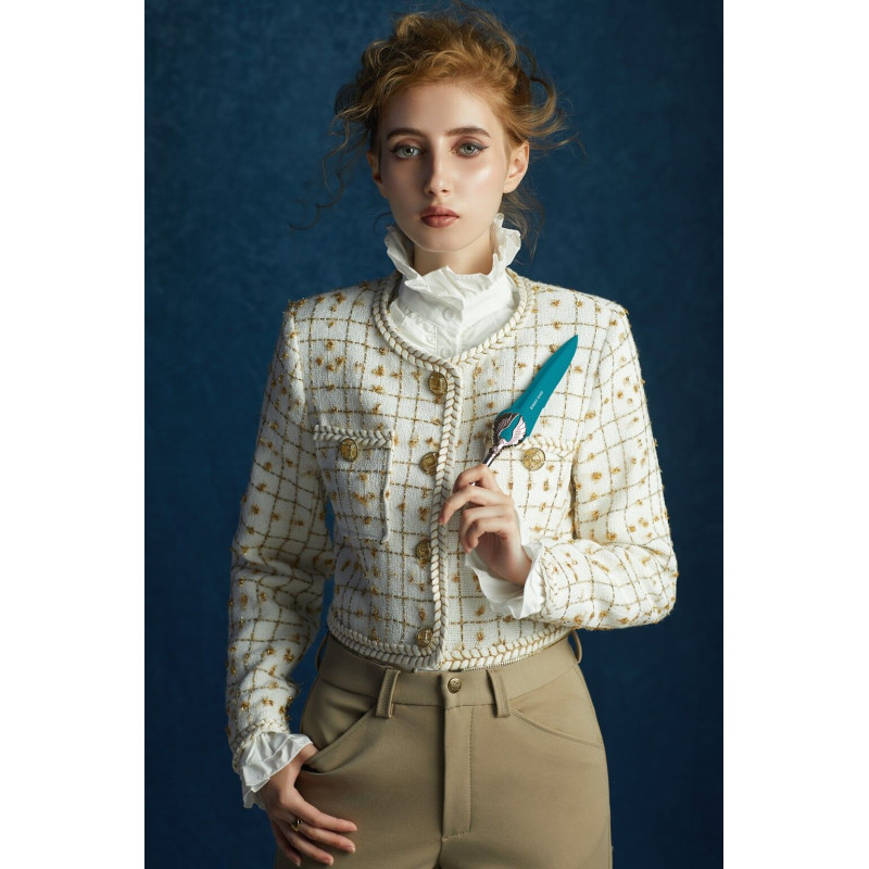 Изысканный вибратор Knight Jenay FLOWERS & SWORD, маска, лента и лубрикант в комплекте Изысканный вибратор Knight Jenay FLOWERS & SWORD, маска, лента и лубрикант в комплекте