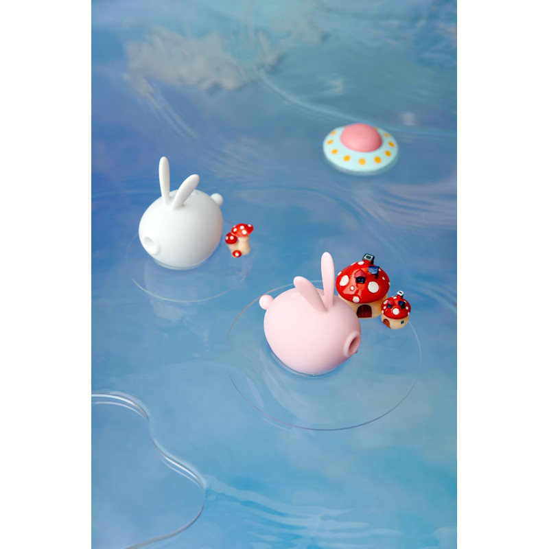 Вакуумный клиторальный стимулятор с вибрацией KISTOY Too Simple White Вакуумный клиторальный стимулятор с вибрацией KISTOY Too Simple White