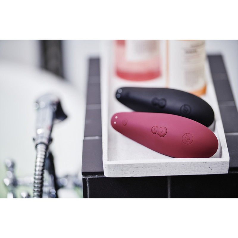 Вакуумный стимулятор клитора Womanizer Classic 2 Bordeaux